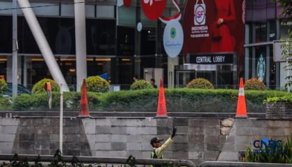 pagar-besi-tinggi-yang-sempat-terpasang-di-depan-pusat-perbelajaan-kota-kasablanka-kokas-menteng-dalam-tebet-jakarta-selatan-p-1785735121923_169