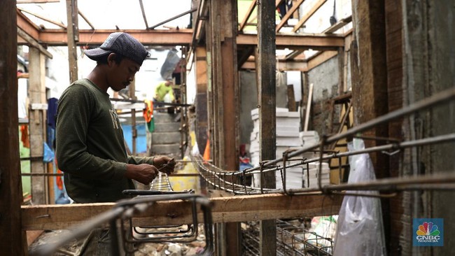 pembongkaran-rumah-di-kebon-pala-untuk-dijadikan-rumah-panggung-cnbc-indonesia-muhammad-sabki-3_169