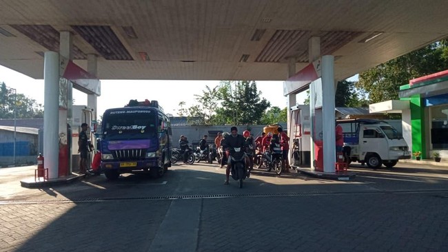 pertamina-patra-niaga-terus-memastikan-pasokan-bbm-dan-lpg-di-wilayah-flores-nusa-tenggara-timur-ntt-tetap-dijaga-dan-dipulihk-1786847133663_169
