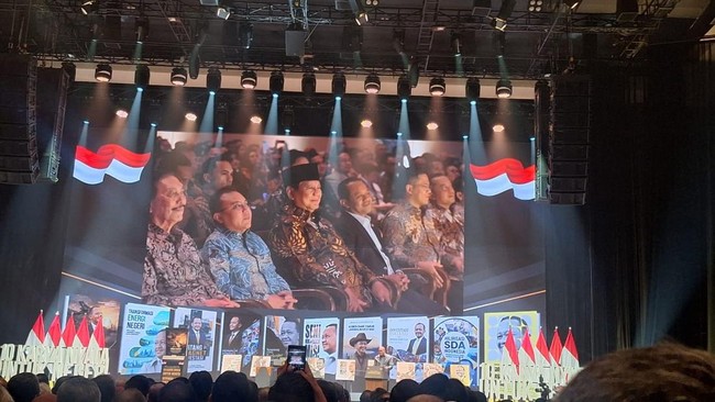 prabowo-subianto-hadir-dalam-peluncuran-buku-bahlil-lahadalia-di-jakarta-jumat-782026-1786088057188_169