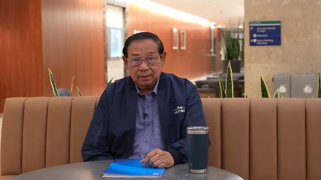 presiden-ke-6-ri-susilo-bambang-yudhoyono-sby-menyampaikan-permintaan-maaf-karena-tidak-dapat-merayakan-hari-ulang-tahun-hut-k-1786969402221_169