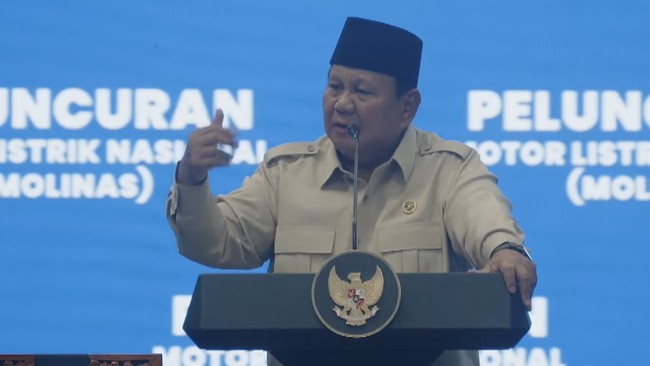 presiden-prabowo-subianto-saat-acara-pluncuran-motor-listriokm-nasional-molinas-pada-kamis-1382026-youtubesekretariat-presiden-1786608407617_169