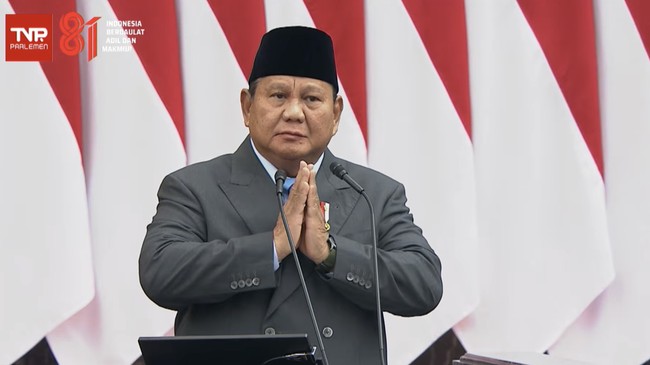 presiden-prabowo-subianto-saat-menyampaikan-pidato-dalam-rangka-penyampaiaan-ruu-apbn-2027-dan-nota-keuangan-di-gedung-nusanta-1786695336337_169-1