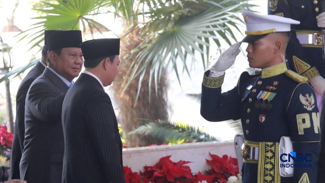 presiden-ri-prabowo-subianto-saat-tiba-di-acara-sidang-tahunan-mpr-dan-sidang-bersama-dpr-dan-dpd-dalam-rangka-hut-ke-81-ri-di-1786671330384_169