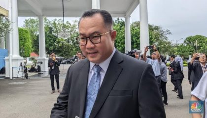 rektor-ipb-university-arif-satria-di-istana-kepresidenan-jakarta-pusat-senin-10112025-1762760175703_169