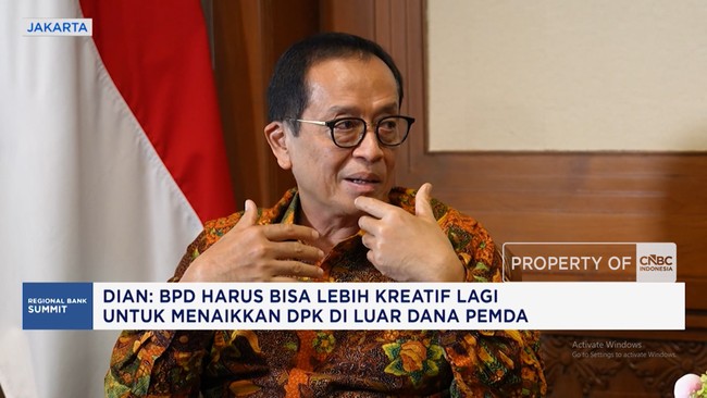 tak-hanya-andalkan-pemda-ojk-mau-bpd-kreatif-kumpulkan-dpk-ajak-warga-menabung-1785913789909_169