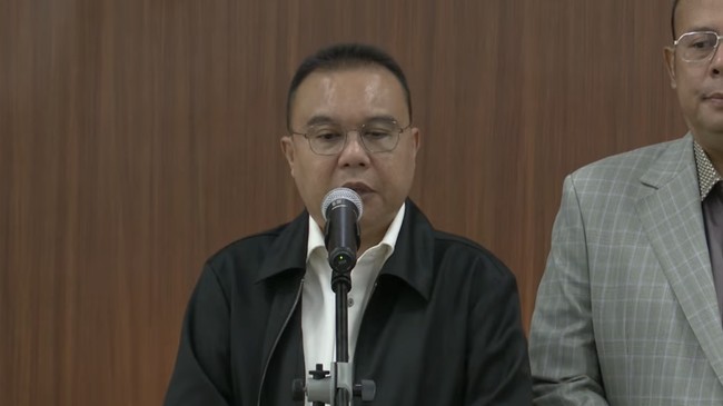 wakil-ketua-dpr-sufmi-dasco-ahmad-saat-konferensi-pers-terkait-transportasi-online-di-gedung-nusantara-iii-kompleks-parlemen-s-1782206030552_169