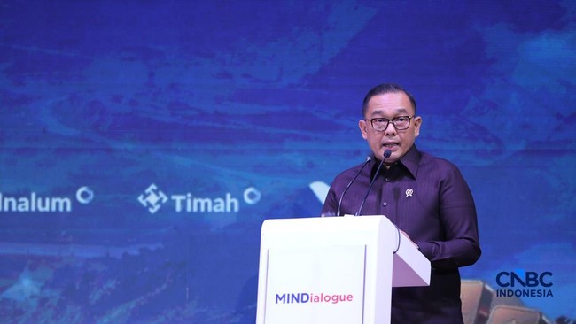 wakil-menteri-investasi-dan-hilirisasiwakil-kepala-bkpm-todotua-pasaribu-saat-menyampaikan-pemaparan-dalam-mindialogue-dengan-1786522006872_169