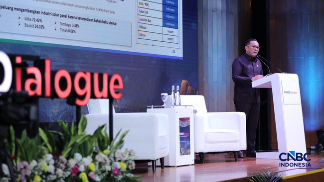 wakil-menteri-investasi-dan-hilirisasiwakil-kepala-bkpm-todotua-pasaribu-saat-menyampaikan-pemaparan-dalam-mindialogue-dengan-1786523998549_169
